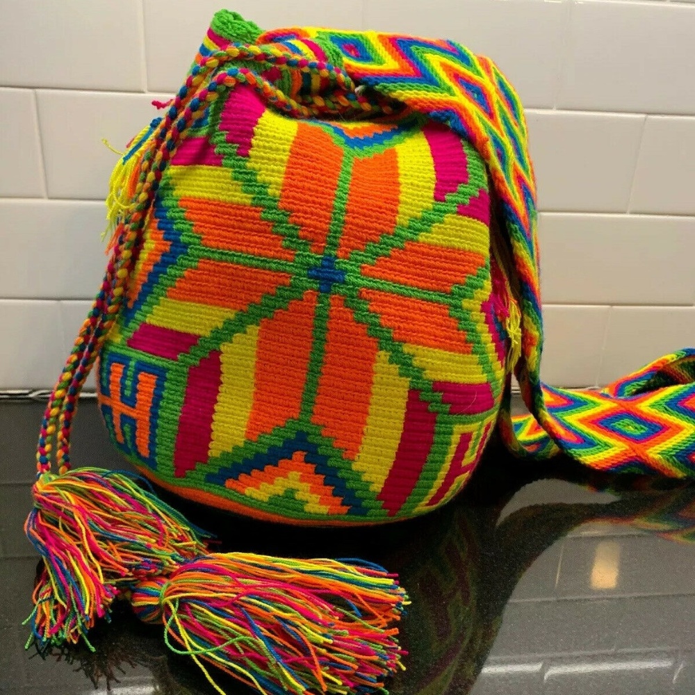 Wayuu Mochila Colombian Bag boho drawstring (B)